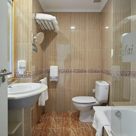 Hotel & Talasoterapia Zelai