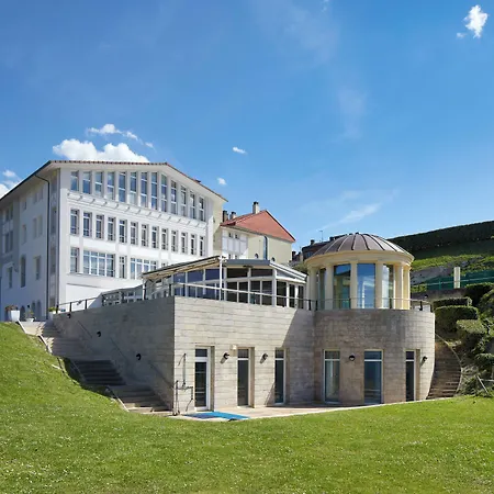 Hotel & Talasoterapia Zelai *
