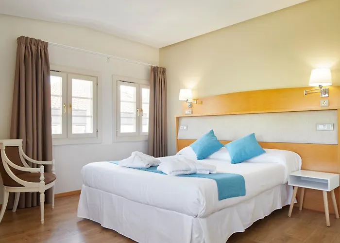 & Talasoterapia Zelai ホテル *