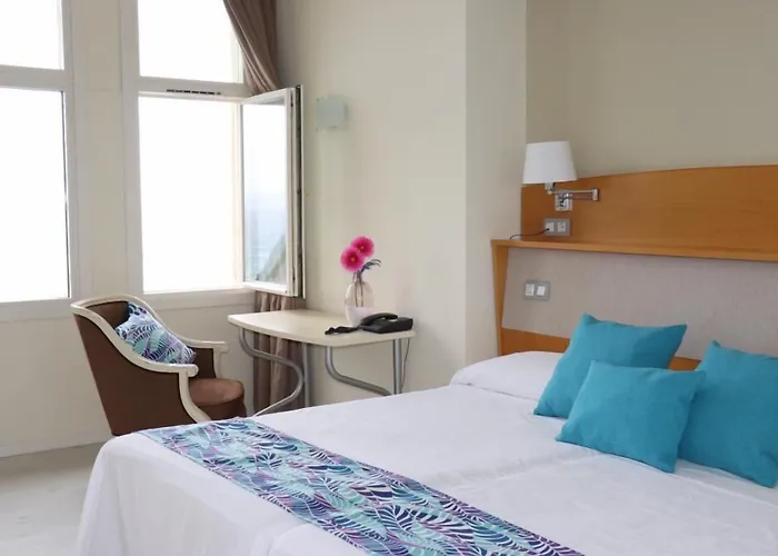 ホテル & Talasoterapia Zelai