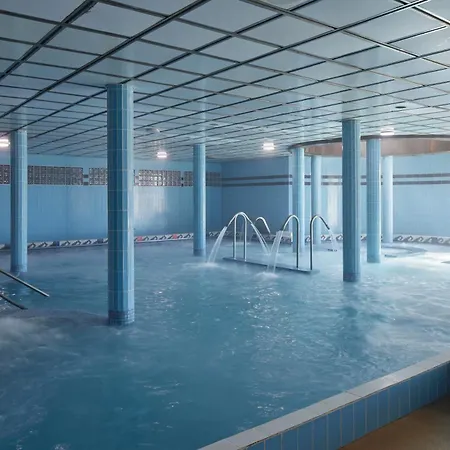 & Talasoterapia Zelai Отель